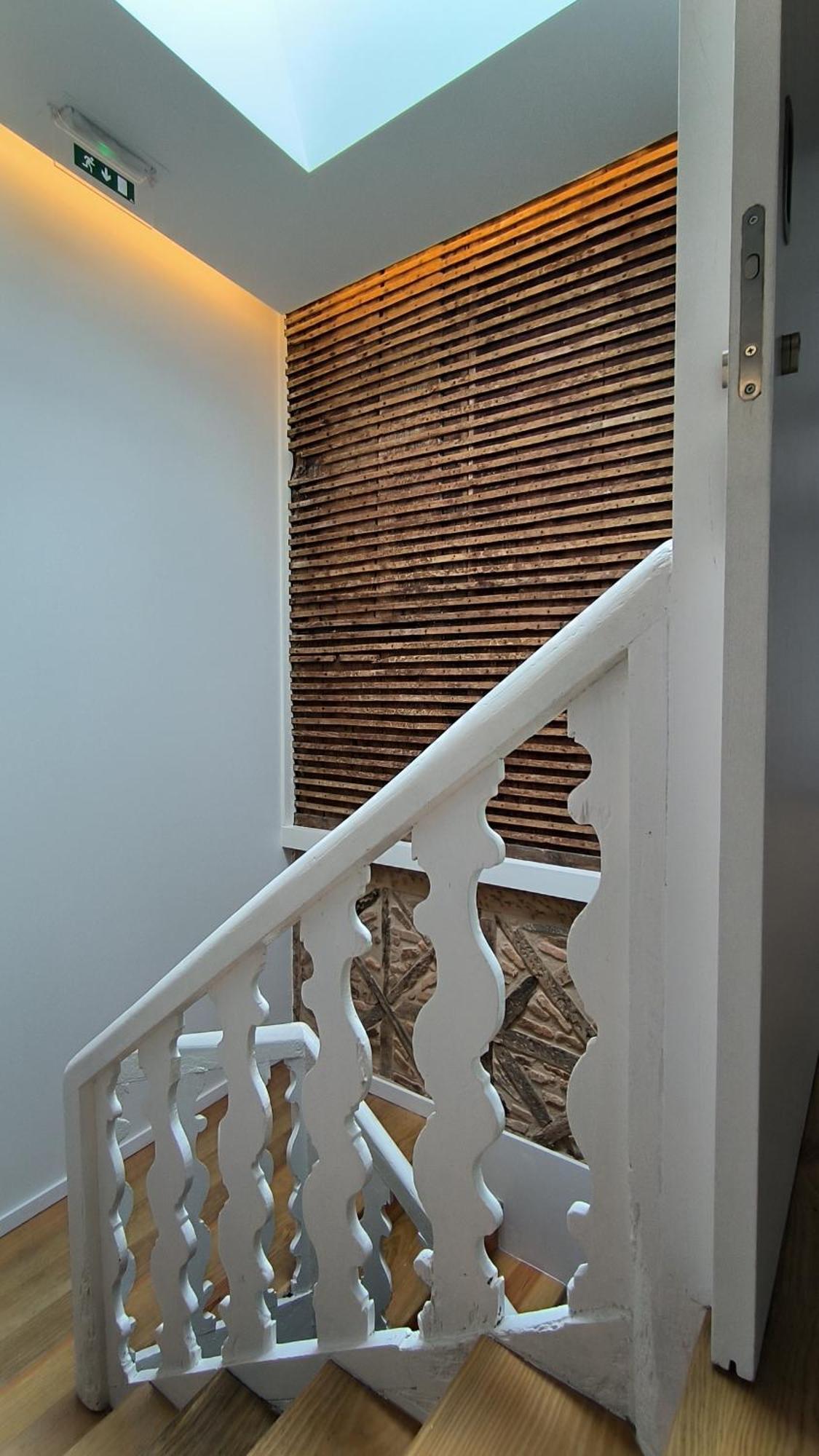 Domi Suites & Studios 吉马良斯 外观 照片